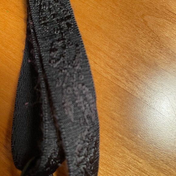 Bali Elegant Black Transparent Underwire Embroidered Bra 40C - Picture 4 of 4